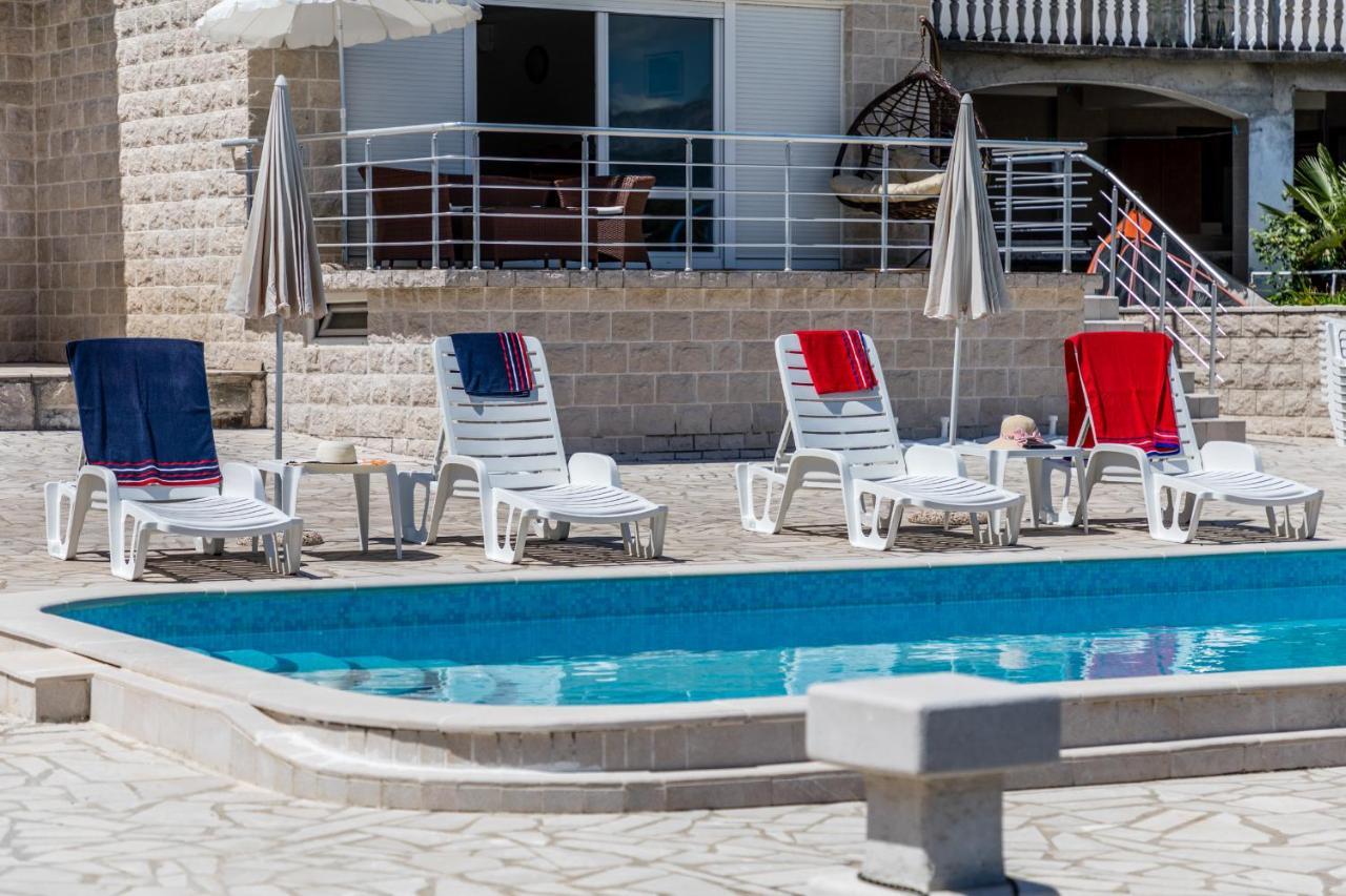 Apartments Tamaris 티바트 외부 사진